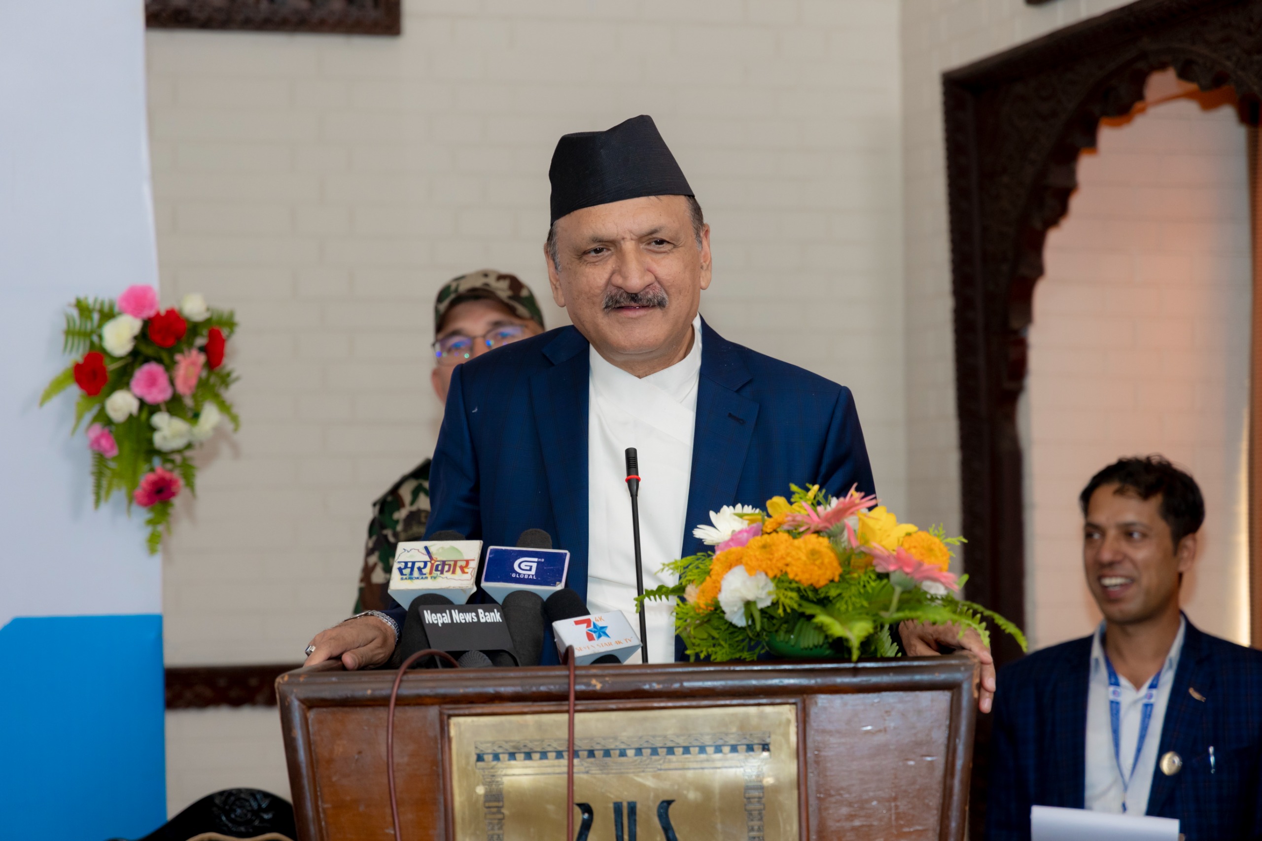 देशभित्रै सम्भावित रोजगारीको क्षेत्र खोजेर तालिम दिन अर्थमन्त्री डा. महतको सुझाव